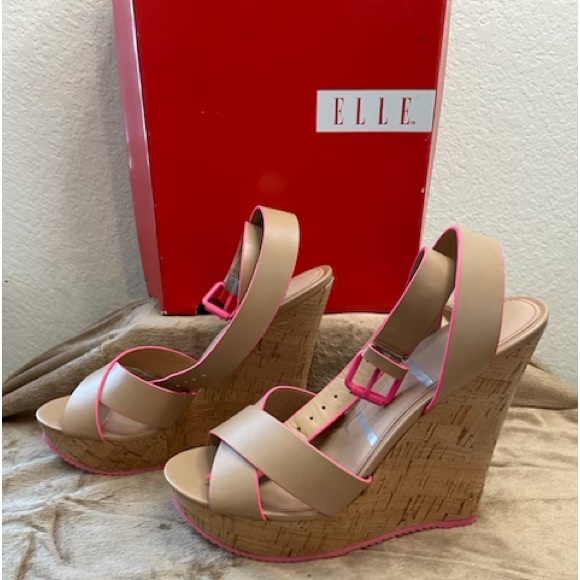 Elle Tan/Pink Wedges - Picture 3 of 3